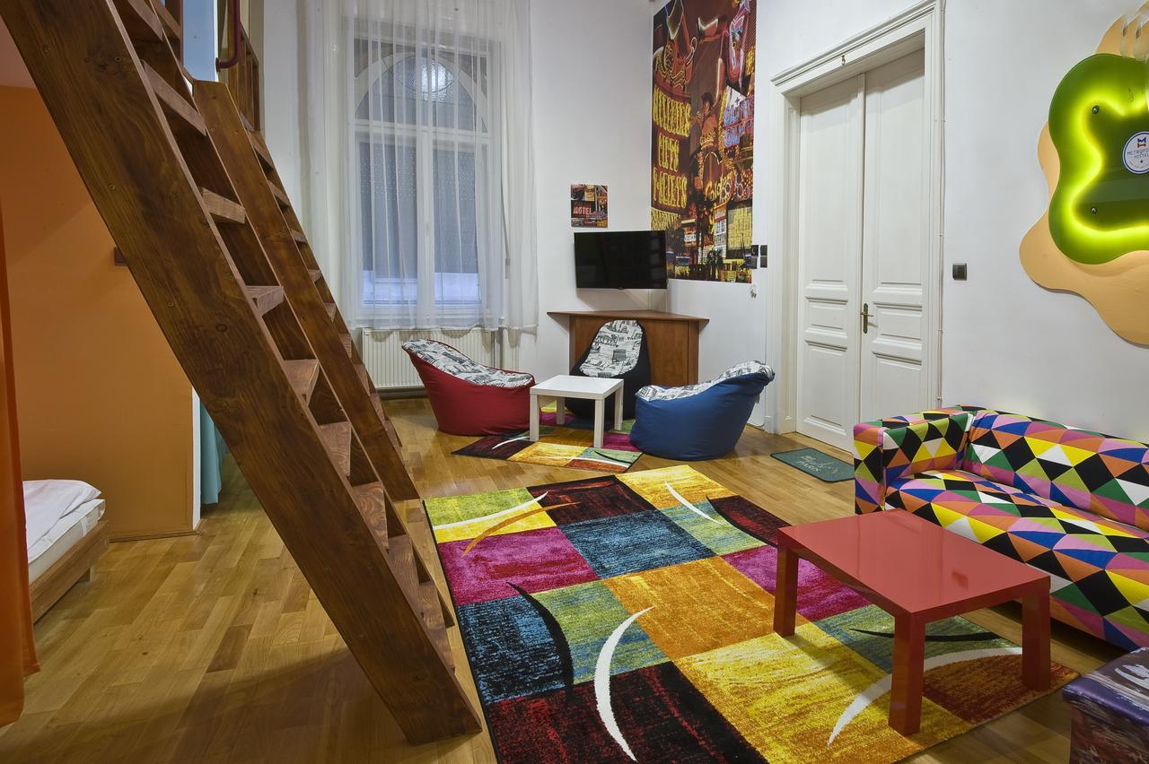 Metropolis Budapest Kültér fotó
